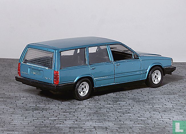 Volvo 760GLE