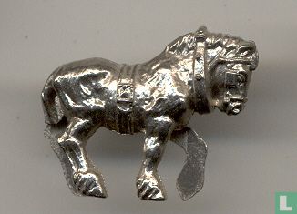 Horse (chrome)