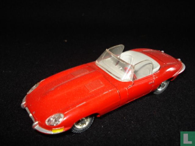 Jaguar E-type