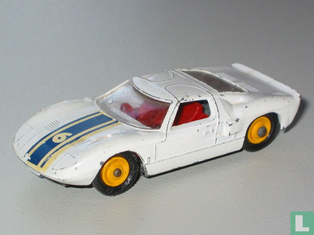 Ford GT