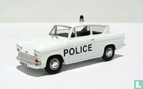 Ford Anglia 105E