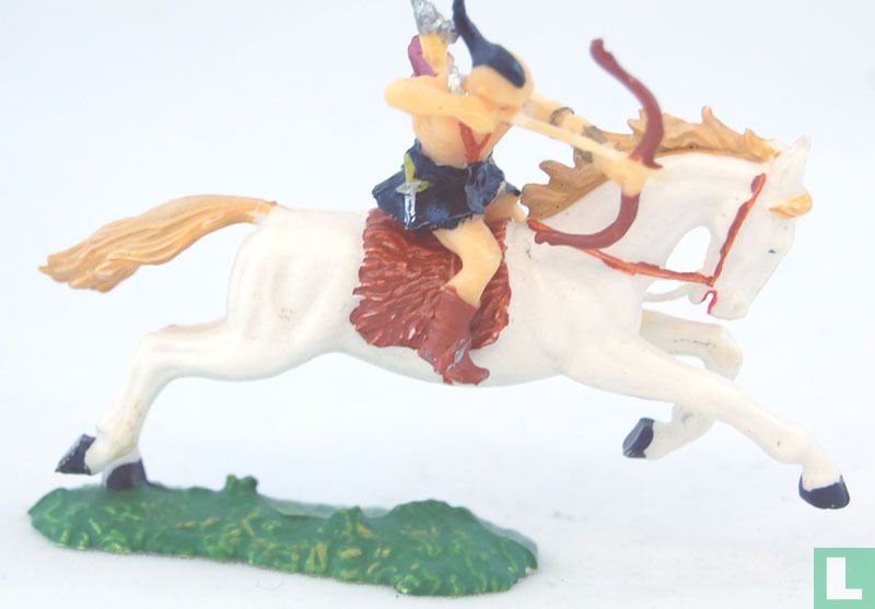 Hun at horse