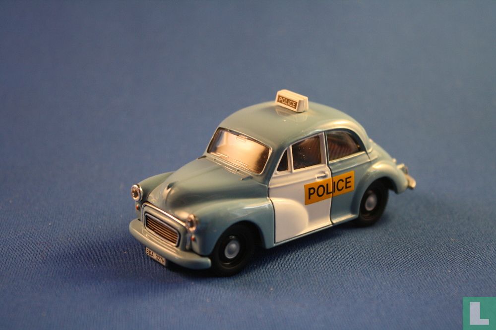 Morris Minor Saloon