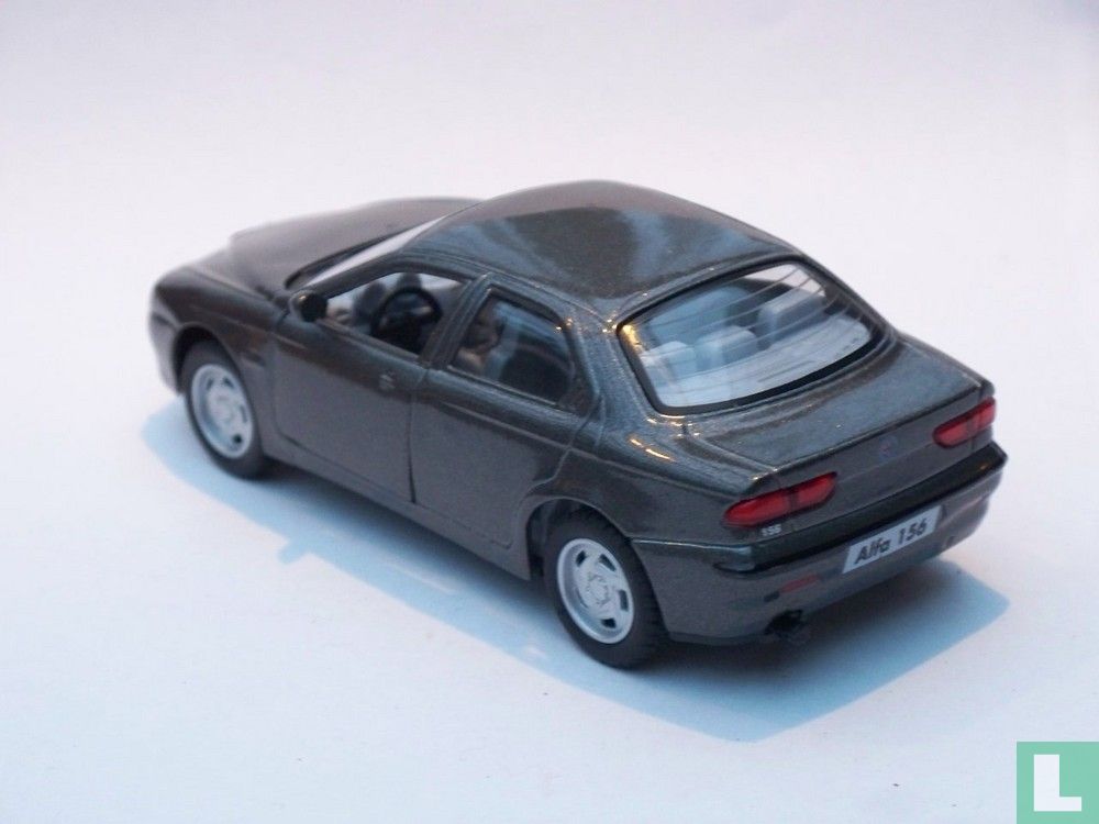 Alfa Romeo 156