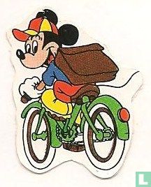 Mickey op fiets