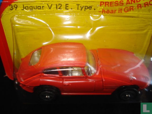 Jaguar V 12 E-type