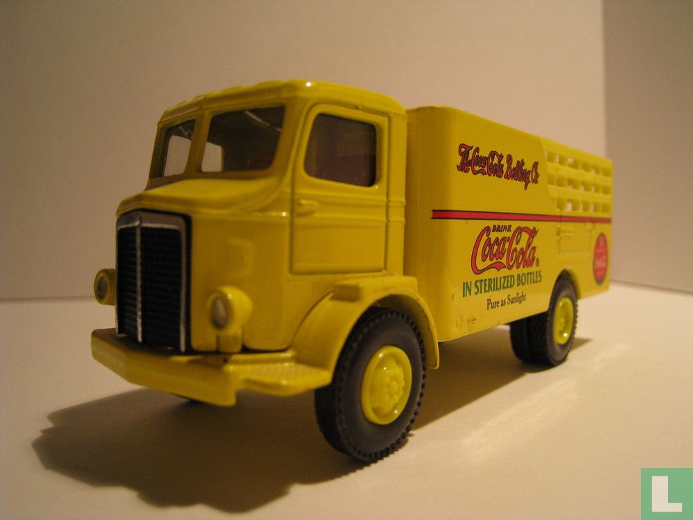 GMC T70 'Coca-Cola'