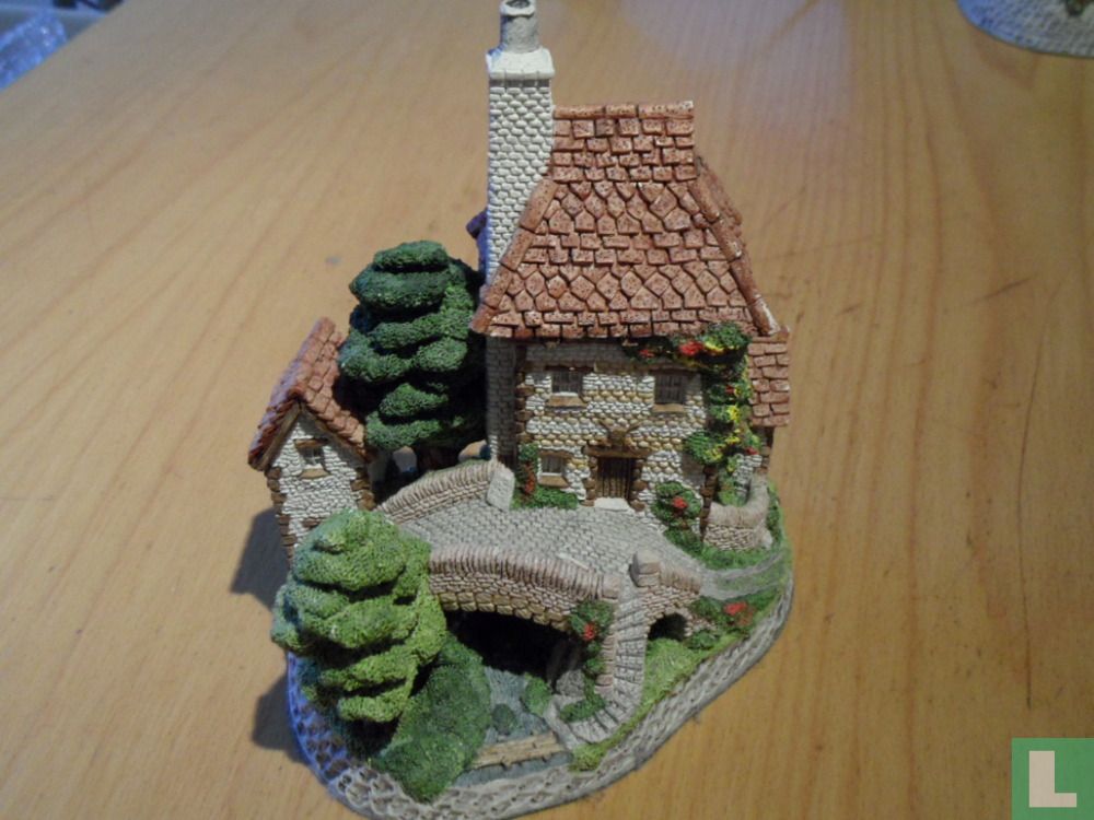 Cottage Tolkeepers