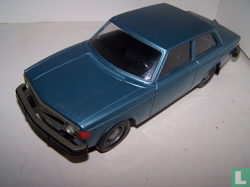 Volvo 142