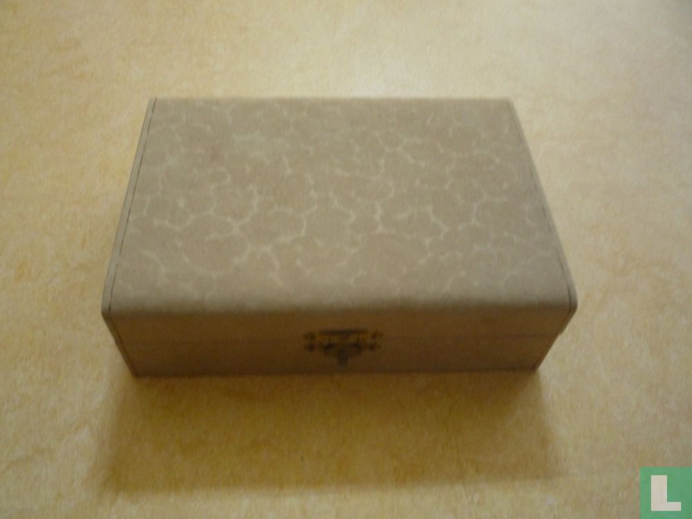 Bijouterie box