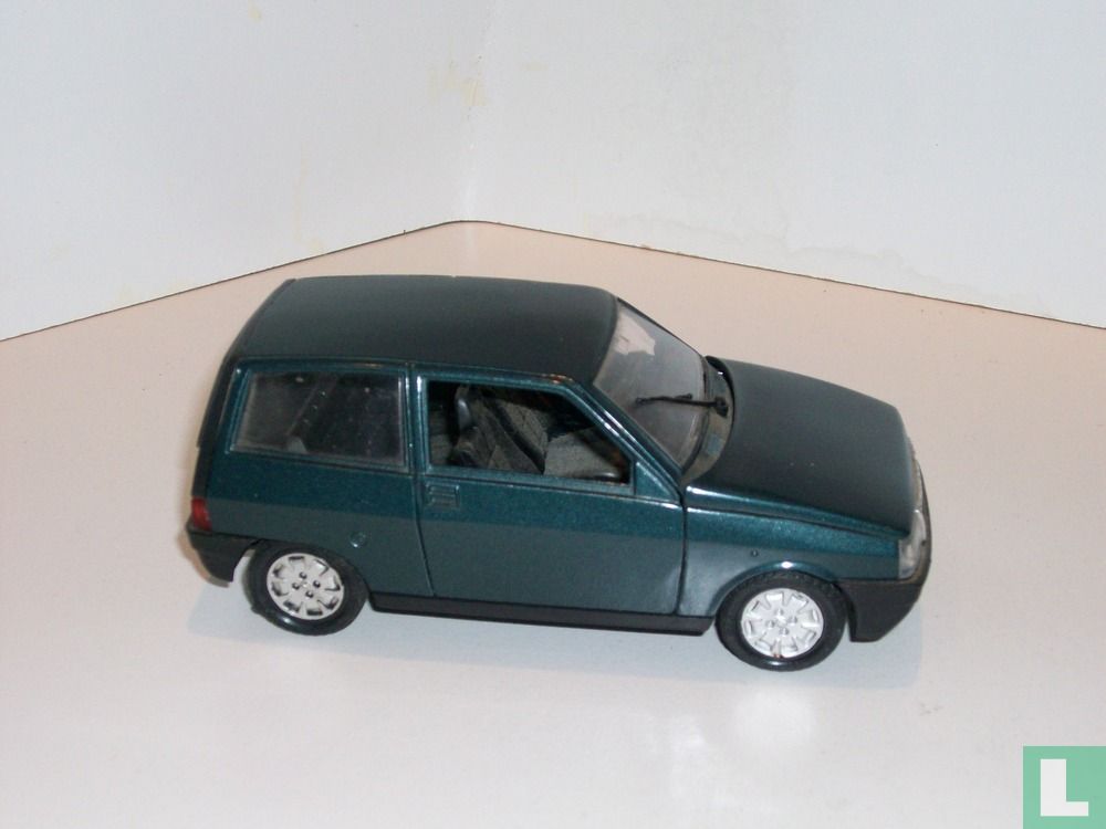 Autobianchi Y10 fire