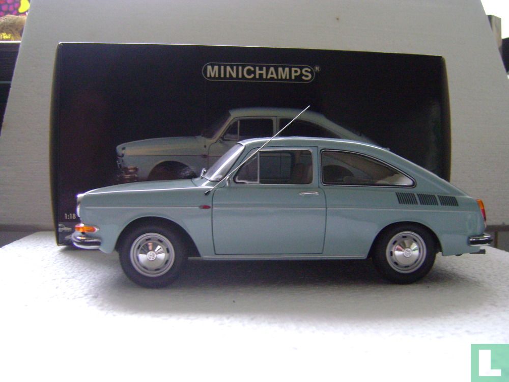 Volkswagen 1600 TL - MiniChamps - LastDodo