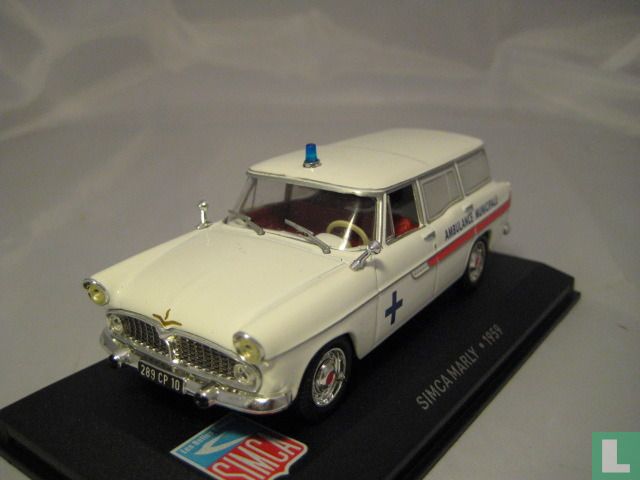 Simca Marly 'Ambulance Municipale'