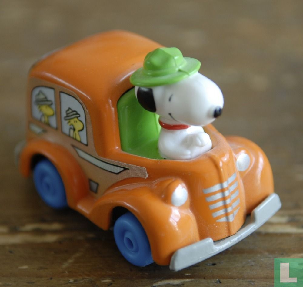 Snoopy Bus