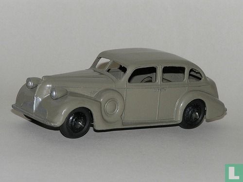 Buick Viceroy Saloon