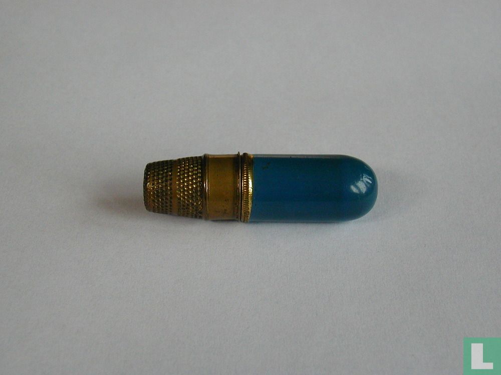 Sewing kit