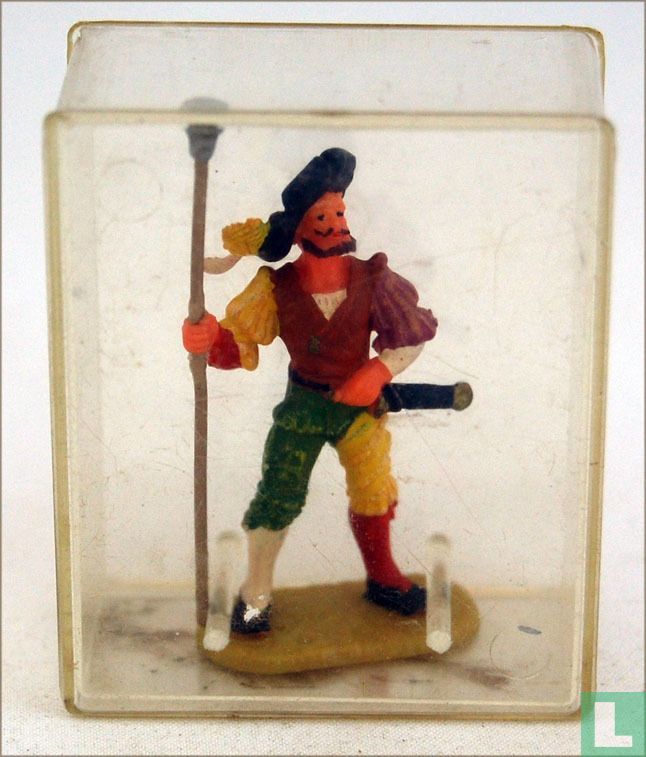 Cannoneer with pestle