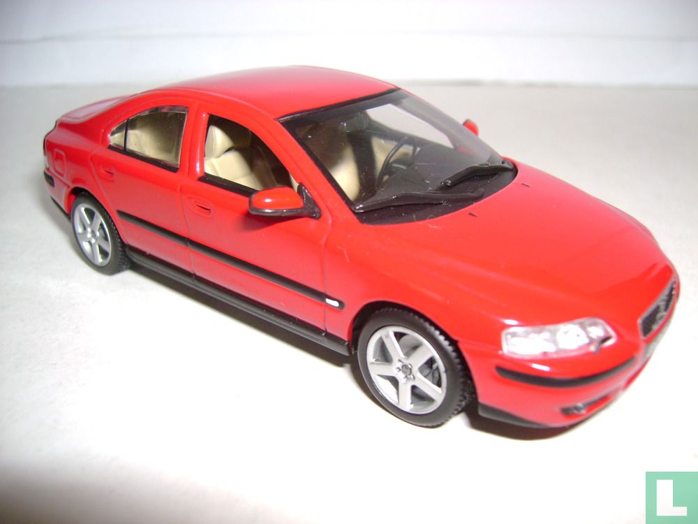 Volvo S60 R
