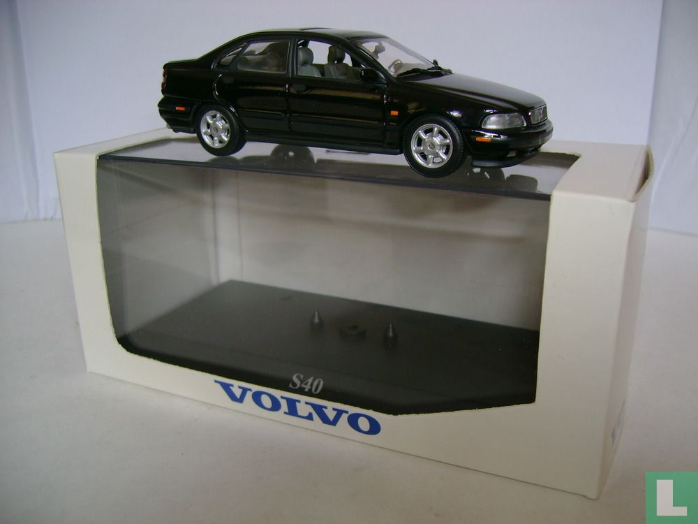 Volvo S40