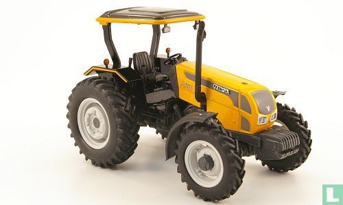 Valtra A750