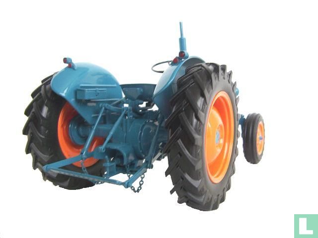 Fordson Dexta