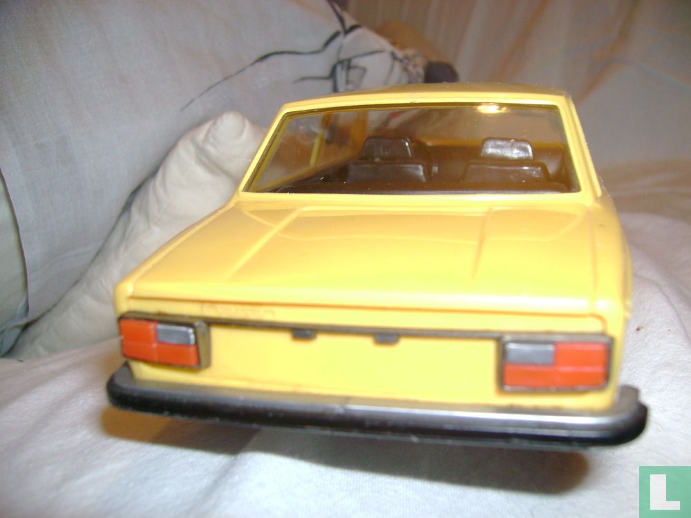 Volvo 142