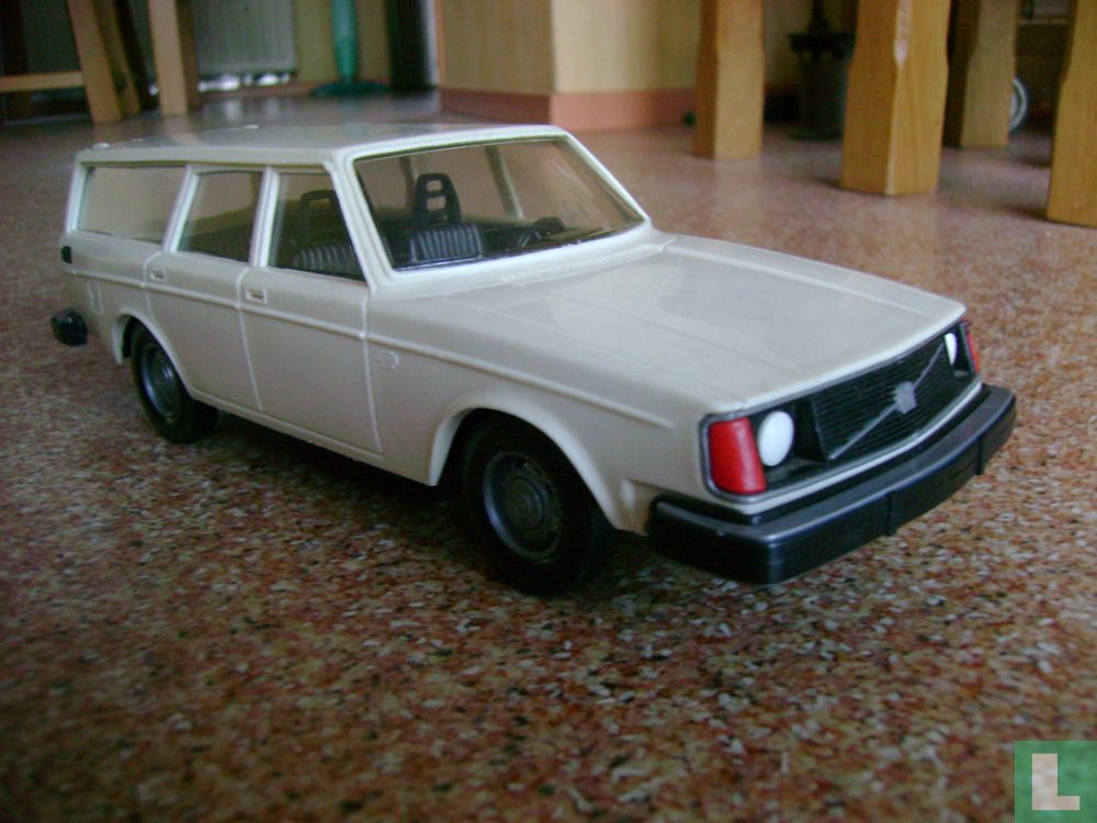 Volvo 245 DL