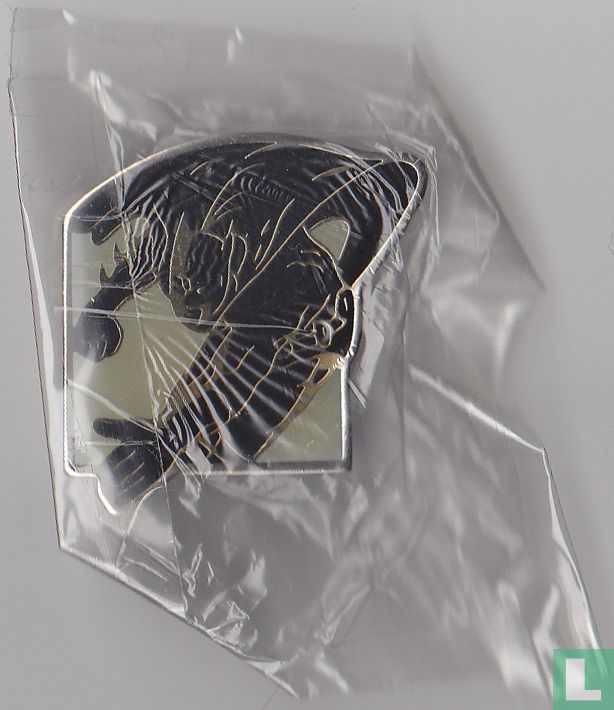 Batman pin