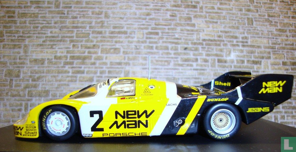 Porsche 956