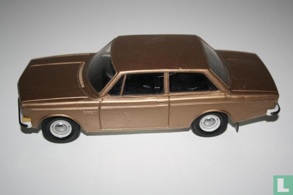 Volvo 142