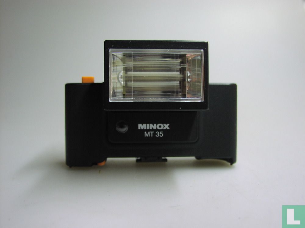 Minox MT 35 flitser
