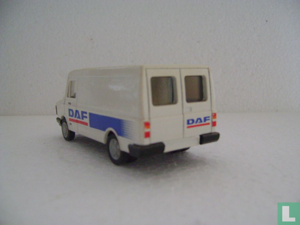 DAF 400