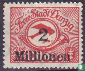 Timbre de poste aérienne avec surcharge