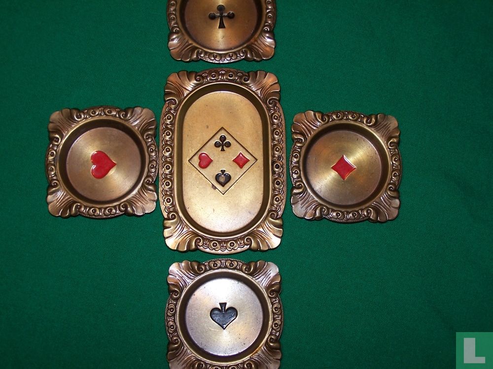 Playing card box