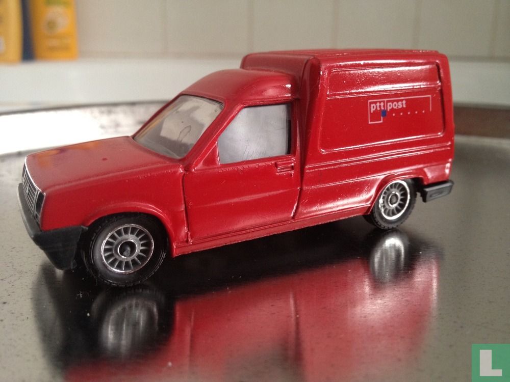 Solido 1/43 Renault Express 1996 – Deutsche Telekom Service – Tour De France