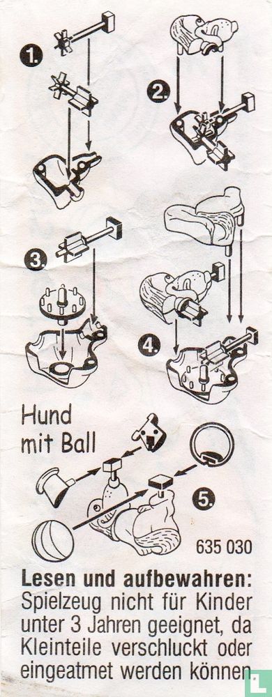 Hund mit Ball
