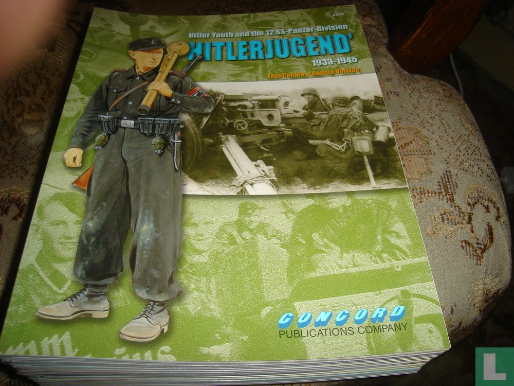 Hitlerjugend .
