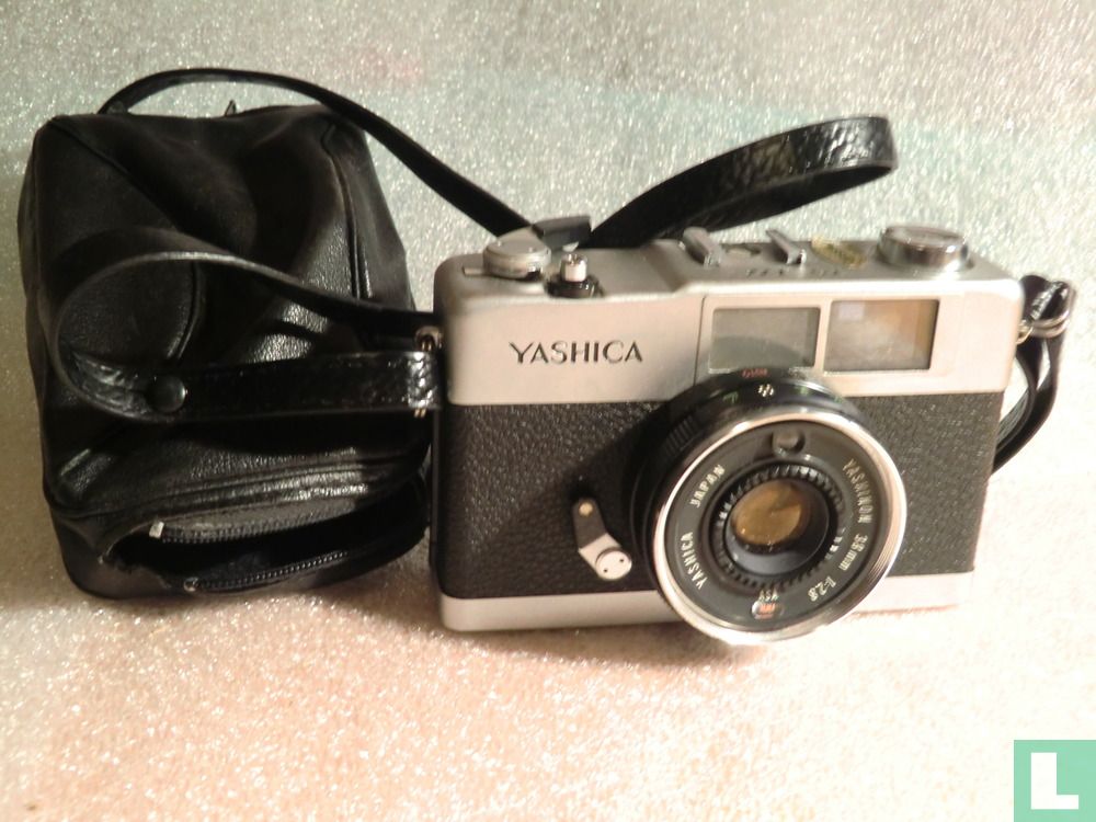 Yashica 35 ME