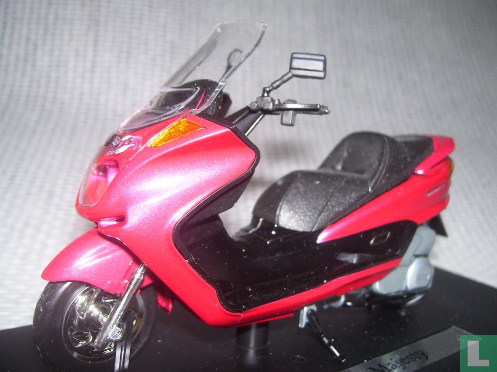 Yamaha Majesty