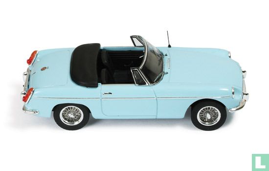 MG B Spider