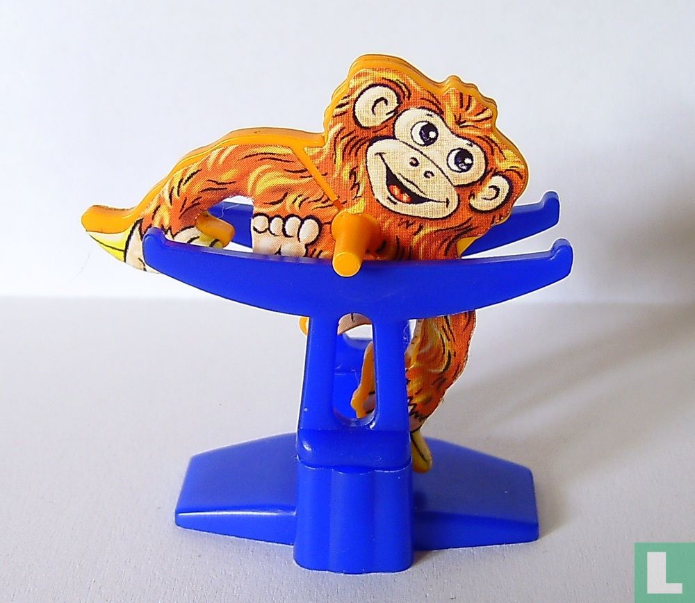 Balancing monkey