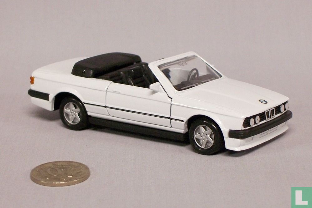 BMW 325i 