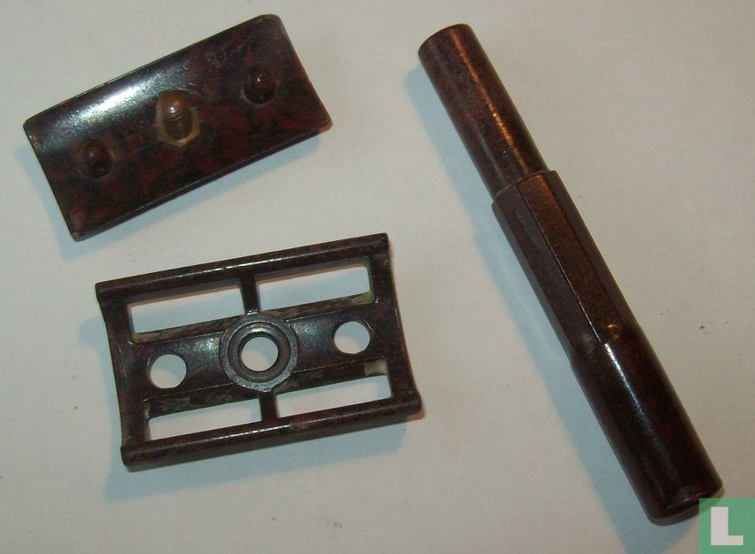 Razor holder