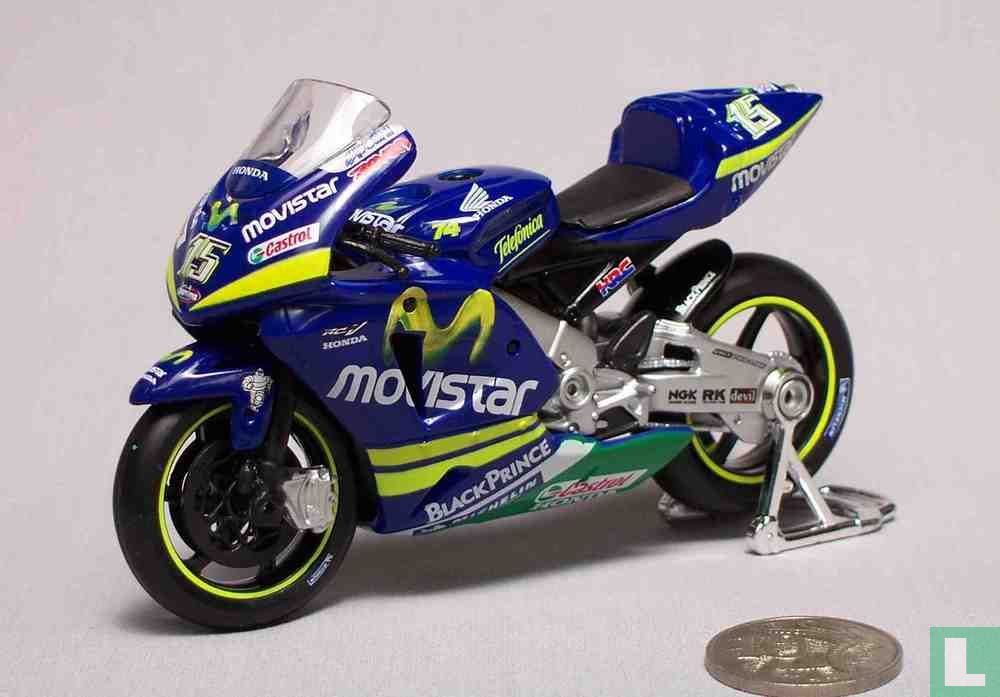 Honda RC211V #15