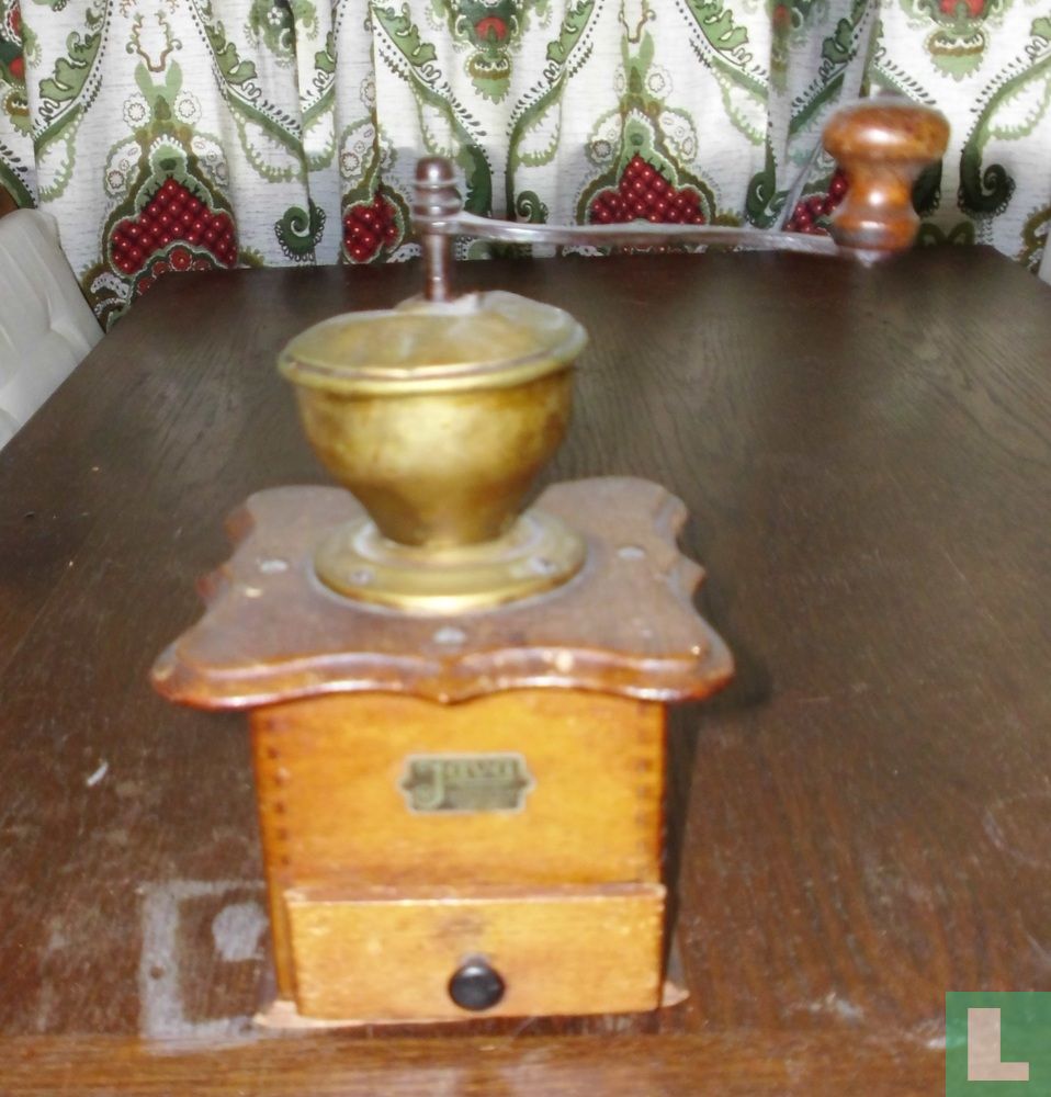 Coffee grinder