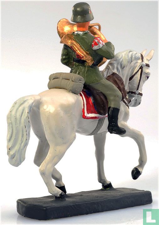 Duitse muzikant te paard