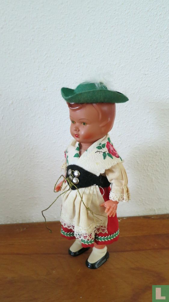 Dancing Doll