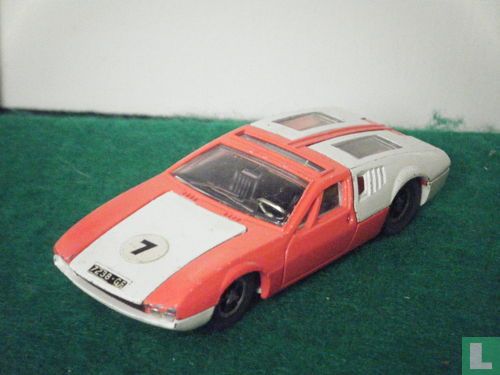 De Tomaso Mangusta 5000