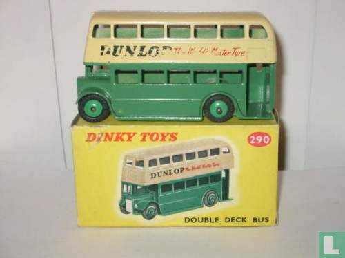 Double Deck Bus 'Dunlop'