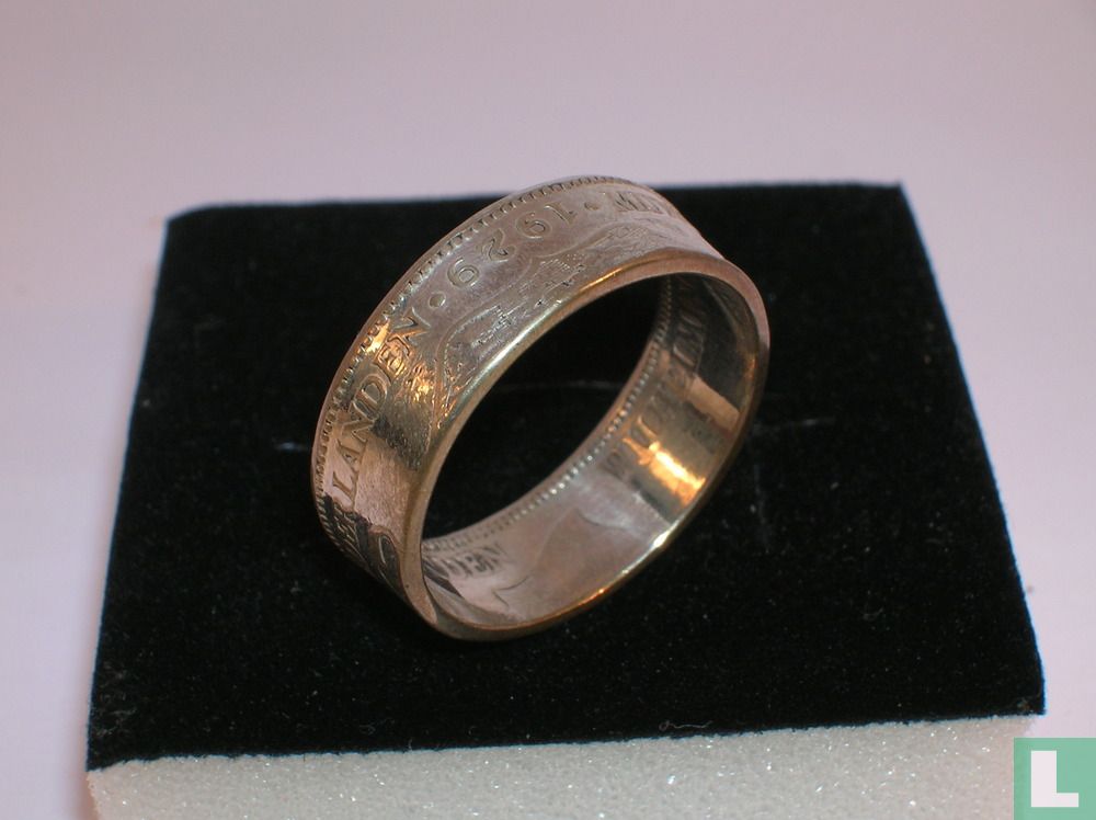 Wilhelmina ring